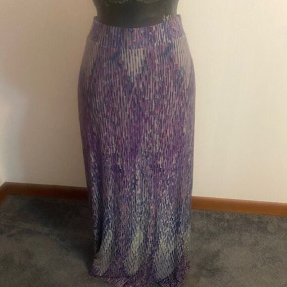 Lane Bryant Blue/Pink Aztec Print Wide Waist Band Maxi skirt, size 18/20 - Picture 1 of 3